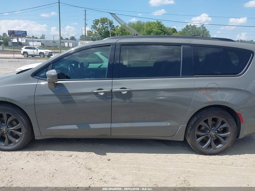 CHRYSLER PACIFICA 2020 VIN 2C4RC1EG6LR204242