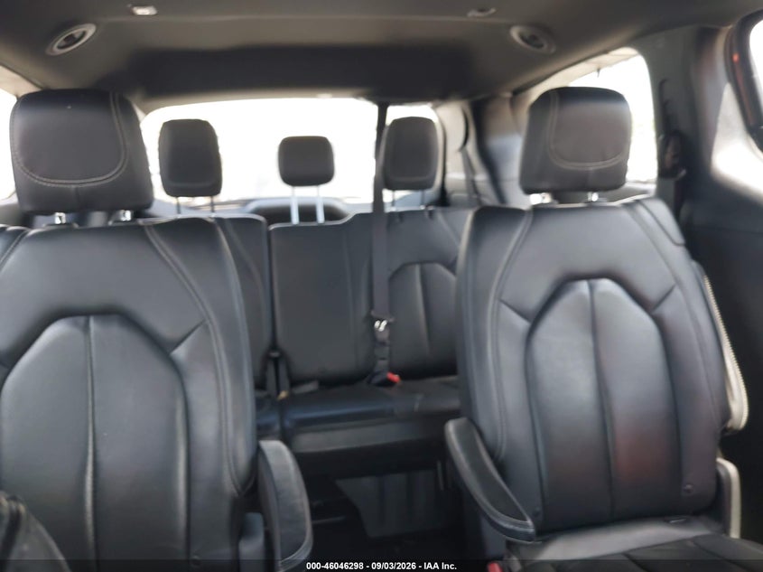 2020 CHRYSLER PACIFICA auction photo 8