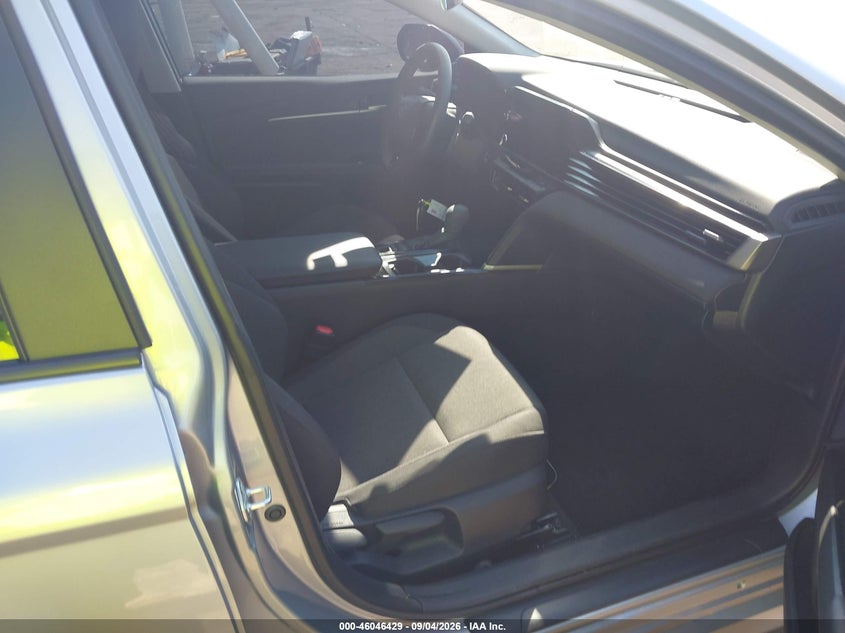 TOYOTA CAMRY - zdjęcie 5