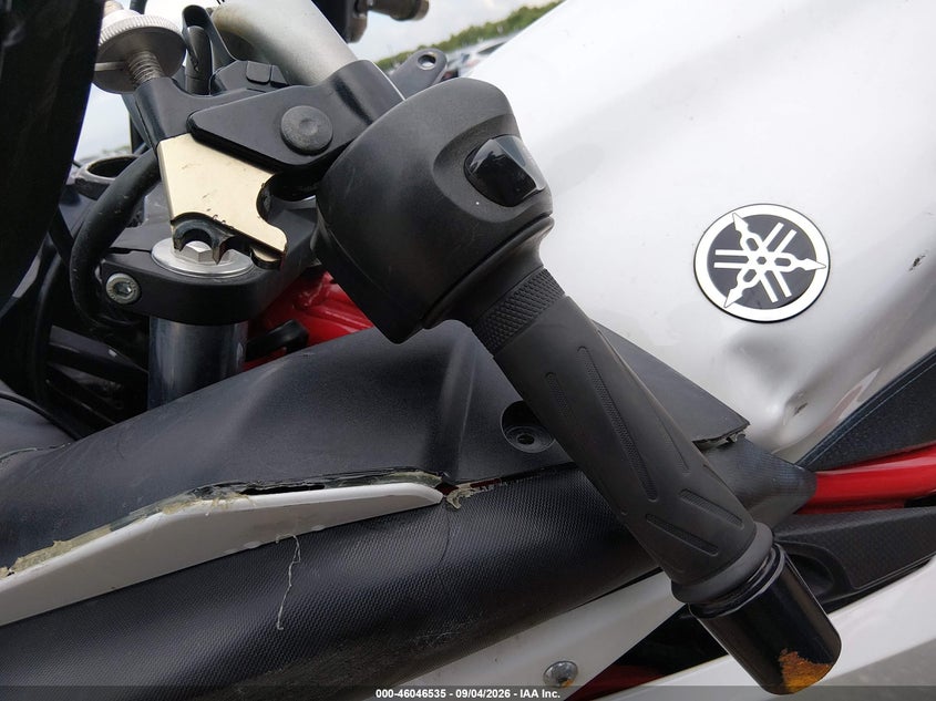 YAMAHA FZ6 2013