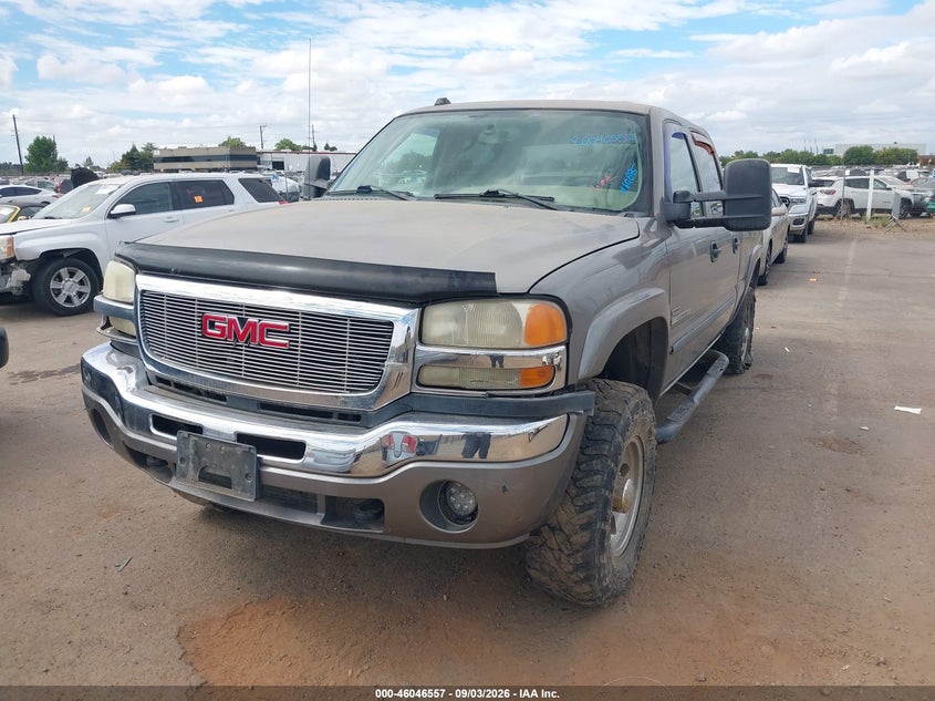 2006 GMC SIERRA 2500HD auction photo 2