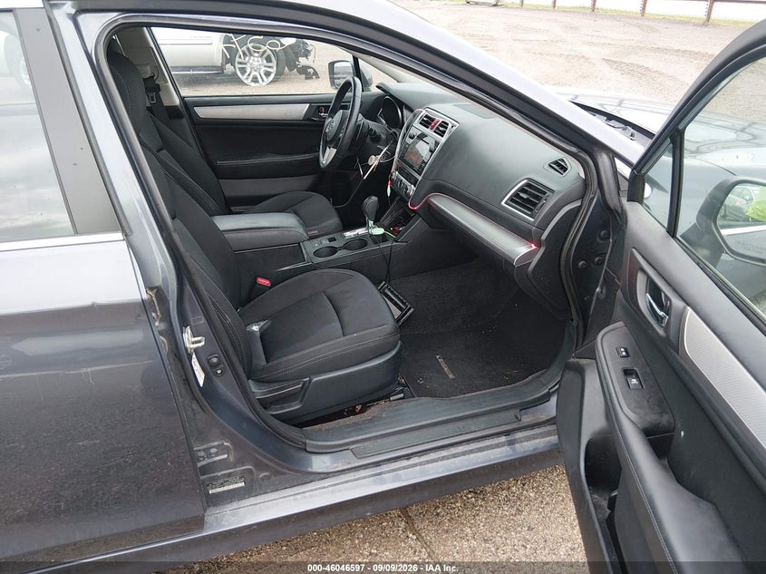 2015 SUBARU LEGACY auction photo 5