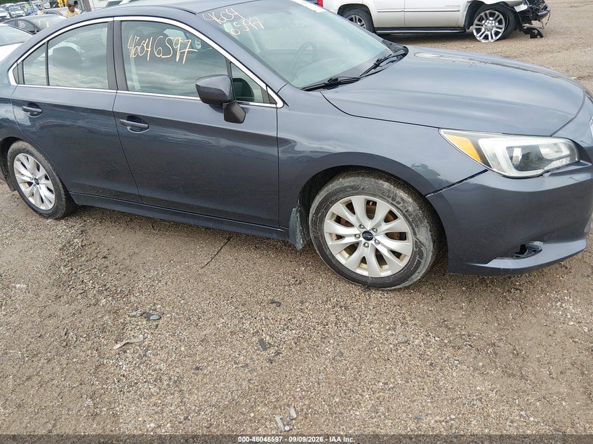 2015 SUBARU LEGACY auction photo 6