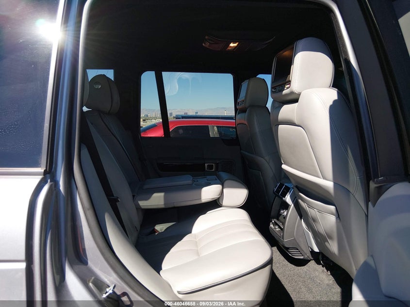 2011 LAND ROVER RANGE ROVER auction photo 8