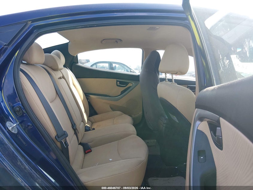 2013 HYUNDAI ELANTRA auction photo 8