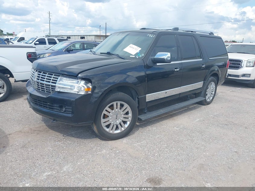 2007 LINCOLN NAVIGATOR L auction photo 2
