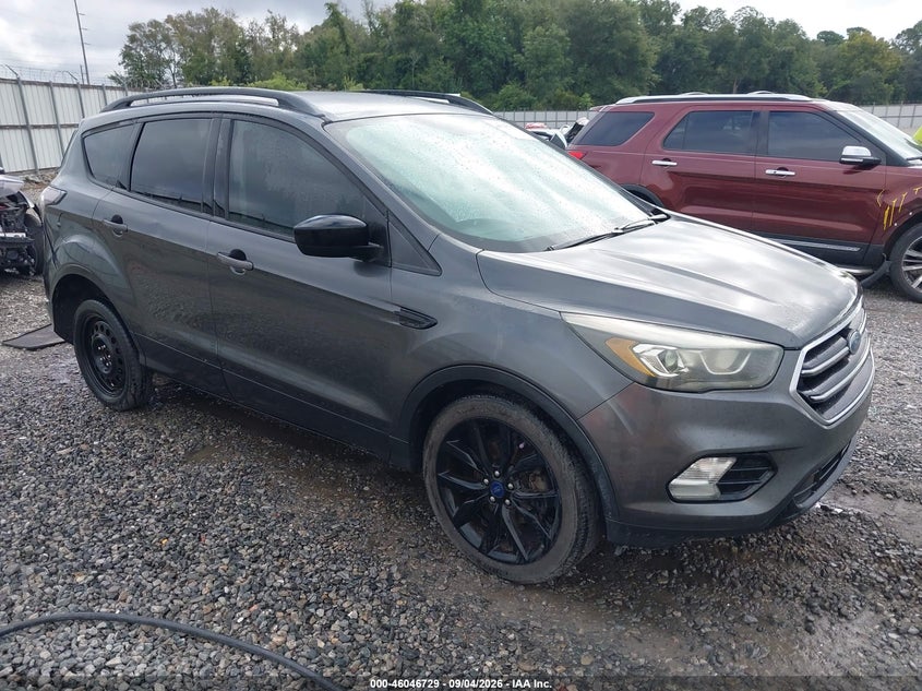 Vin: 1fmcu0gd0hua09937, lot: 46546184, ford escape se 2017 img_1