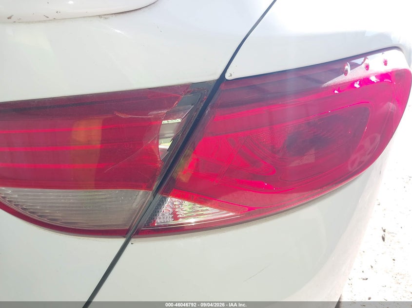 2015 CHRYSLER 200 auction photo 6