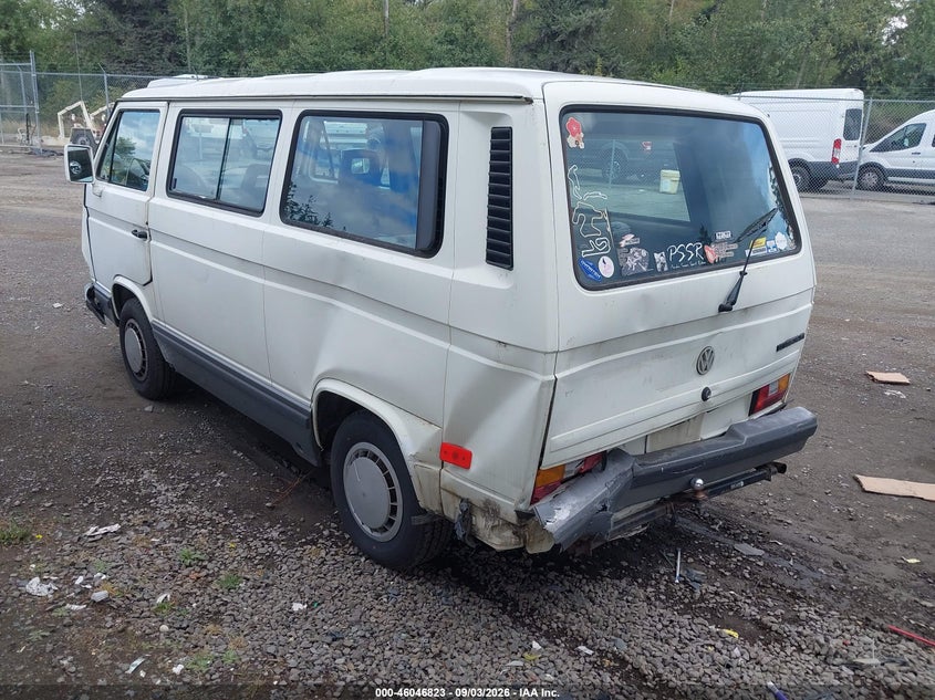 1991 VOLKSWAGEN VANAGON auction photo 3