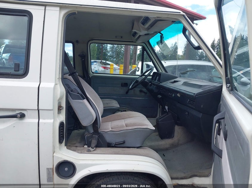 1991 VOLKSWAGEN VANAGON auction photo 5