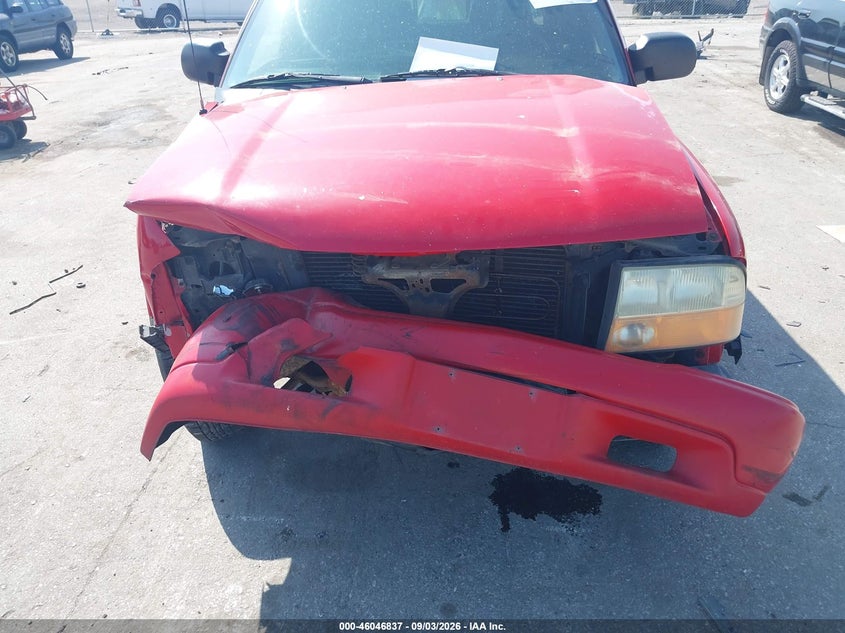 GMC SONOMA 2002 VIN 1GTDT13W32K130165