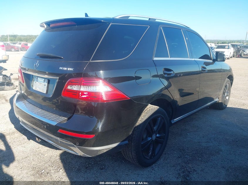 2014 MERCEDES-BENZ ML 350 BLUETEC auction photo 4