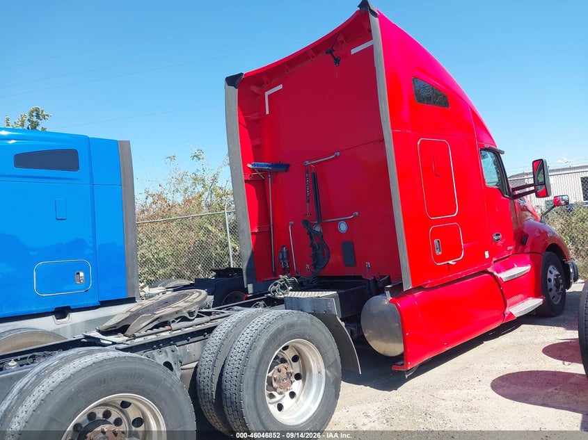 2020 KENWORTH T680 auction photo 4