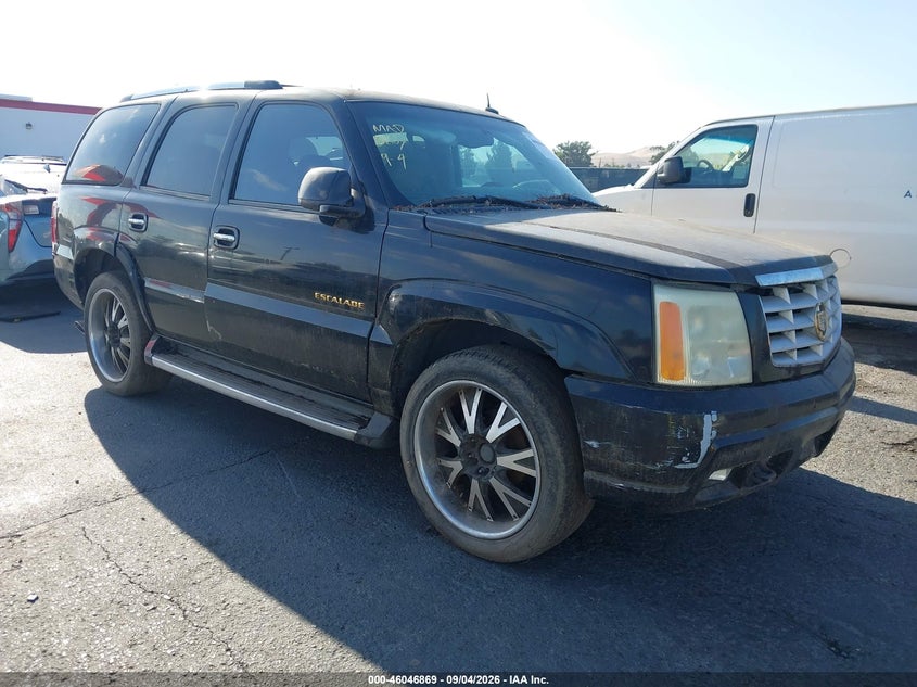 2002 CADILLAC ESCALADE auction photo 1