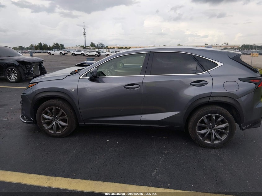 LEXUS NX 300 - zdjęcie 14