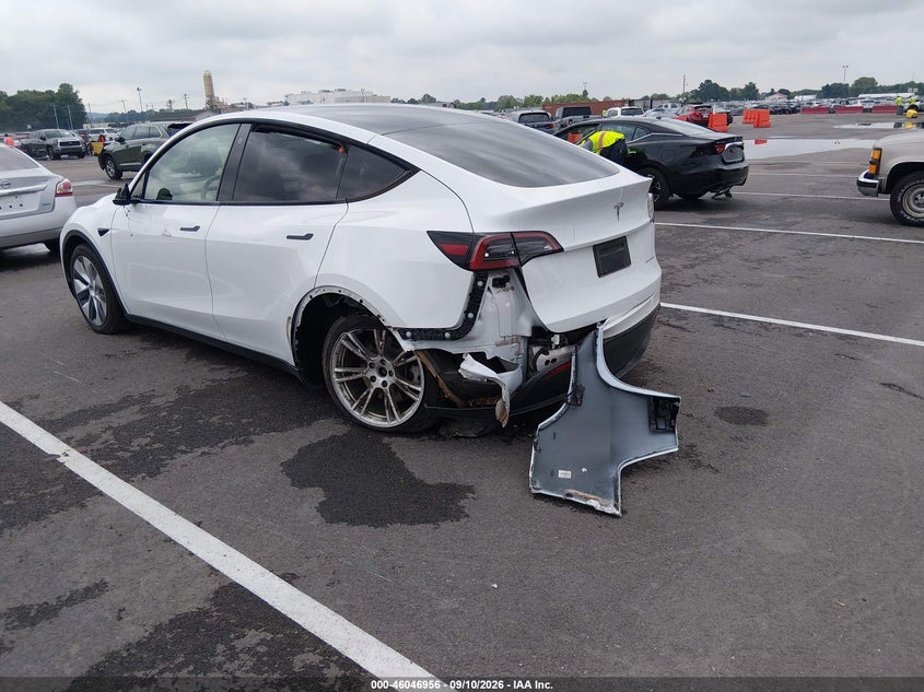 Vin: 5yjygdee9mf260947, lot: 46546411, tesla model y long range dual motor all-wheel drive 20213