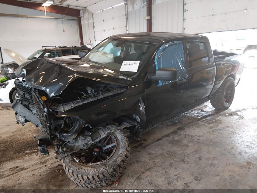 Vin: 1c6rr7kt3js261715, lot: 46546433, ram 1500 st 20182
