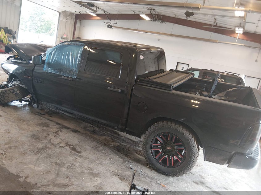 Vin: 1c6rr7kt3js261715, lot: 46546433, ram 1500 st 20183
