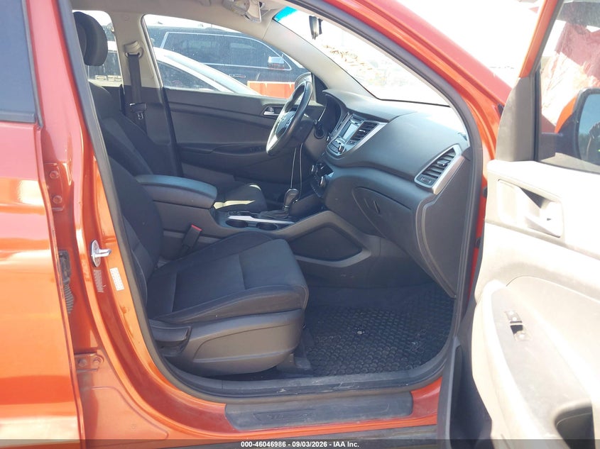 2016 HYUNDAI TUCSON auction photo 5