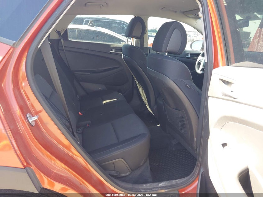 2016 HYUNDAI TUCSON auction photo 8