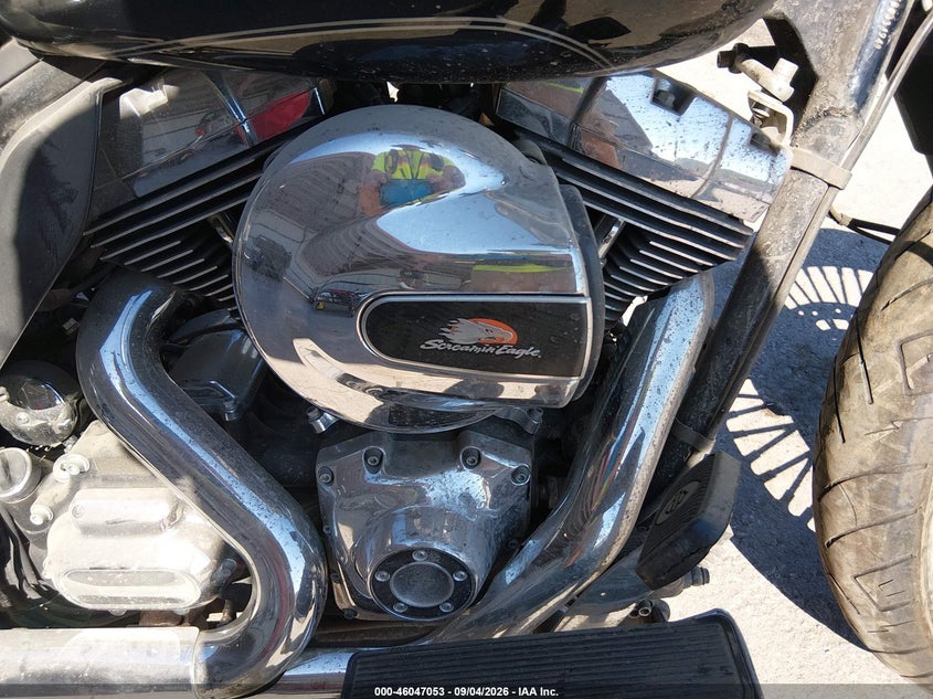HARLEY-DAVIDSON FLHTCUL 2015