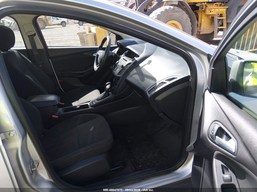2015 FORD FOCUS auction photo 5