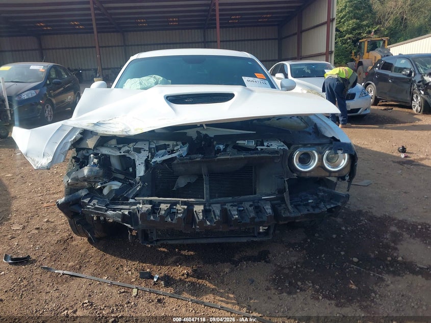 DODGE CHALLENGER - zdjęcie 13
