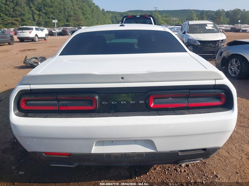 DODGE CHALLENGER - zdjęcie 17