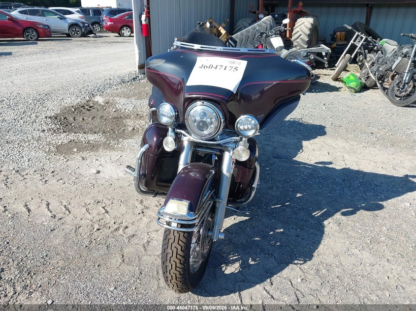 HARLEY-DAVIDSON FLHTCUI 2005