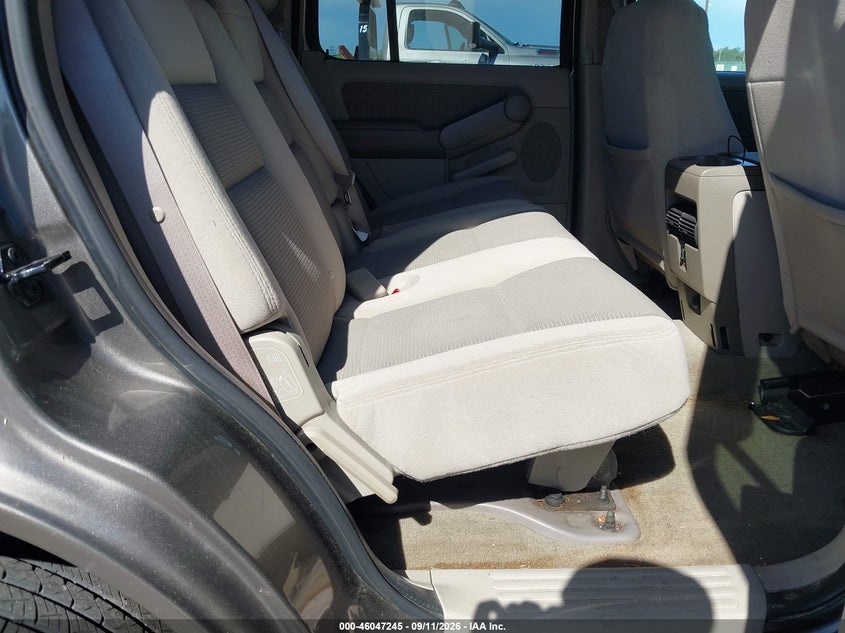 FORD EXPLORER 2006 VIN 1FMEU63E16UA69846