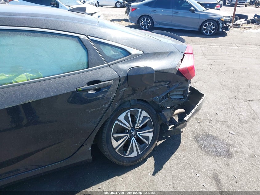 2016 HONDA CIVIC auction photo 6