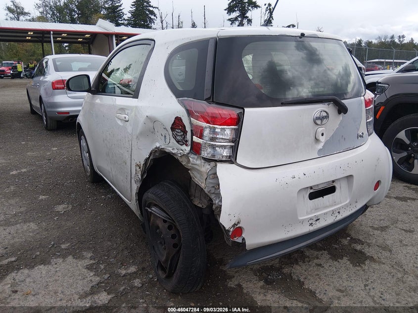 2015 SCION IQ auction photo 3