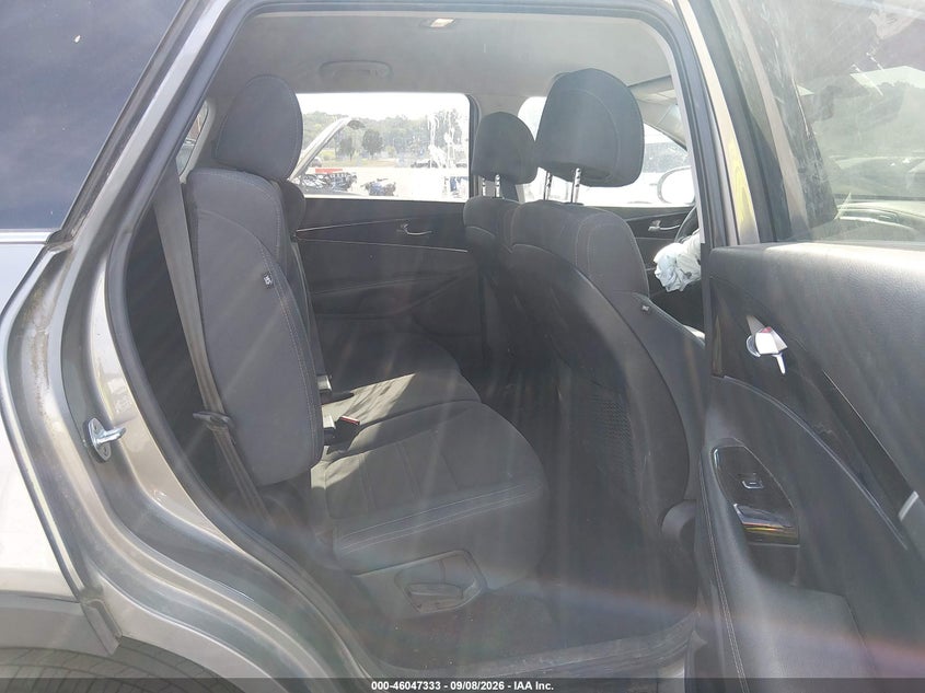 KIA SORENTO 2017 VIN 5XYPG4A30HG283984