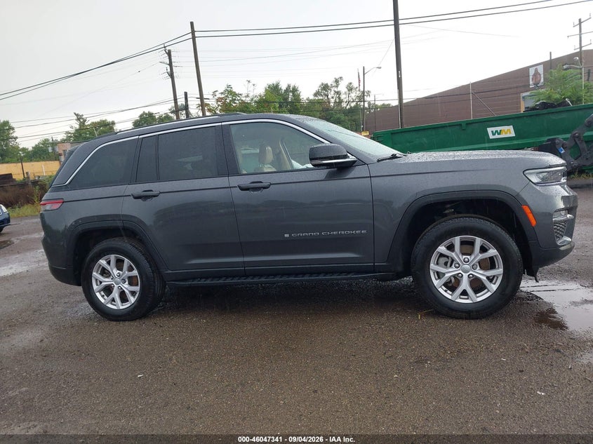 JEEP GRAND CHEROKEE - zdjęcie 14