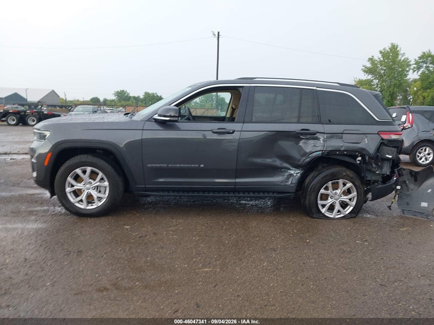 JEEP GRAND CHEROKEE - zdjęcie 15