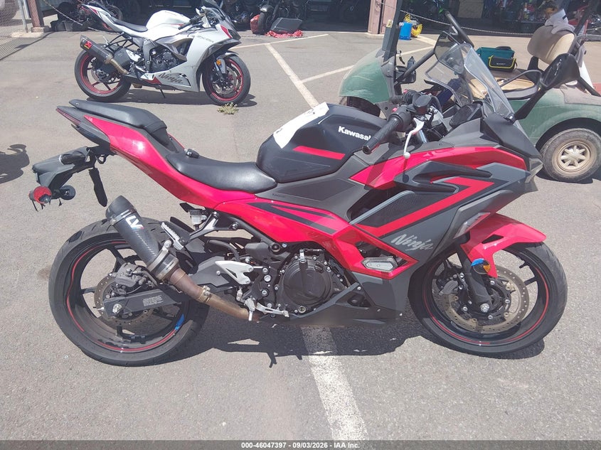 KAWASAKI EX500 2025