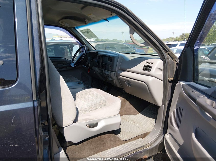 1999 FORD F-250 auction photo 5