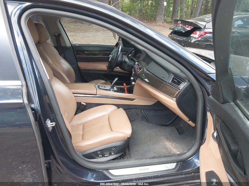 2010 BMW 750LI auction photo 5