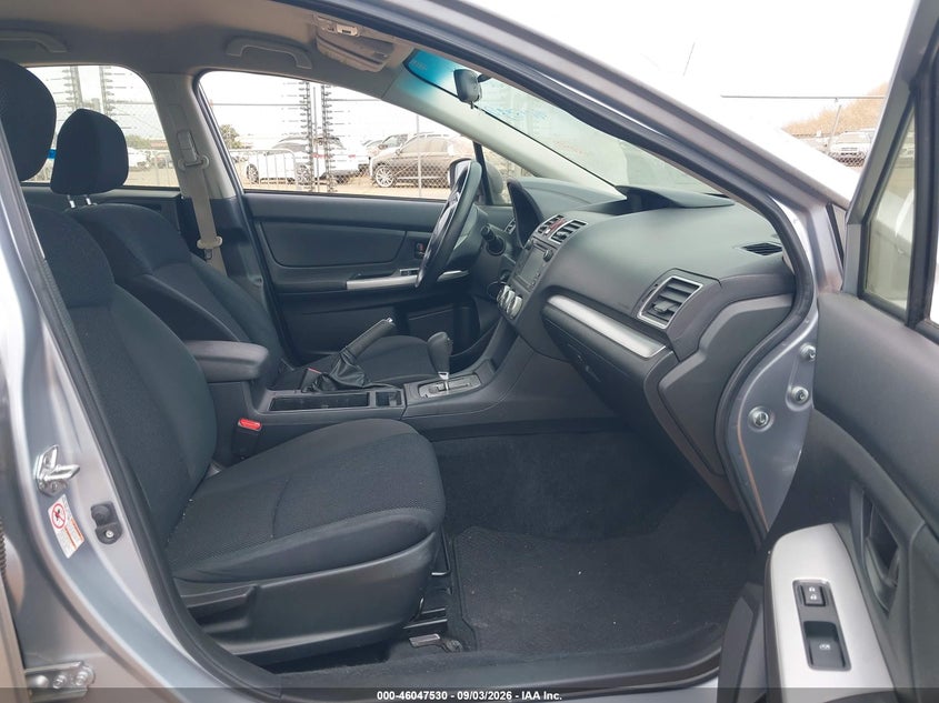 2016 SUBARU IMPREZA auction photo 5