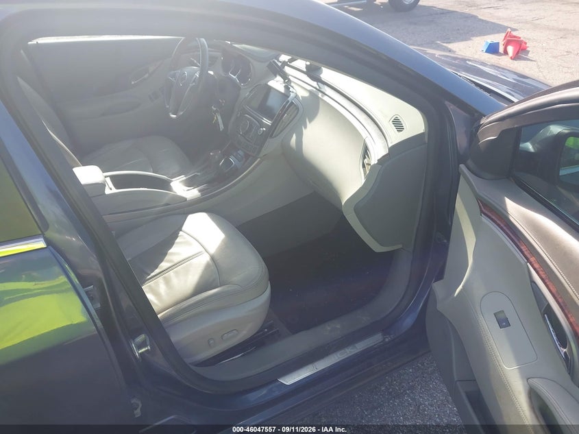 BUICK LACROSSE 2013 VIN 1G4GC5E33DF249767
