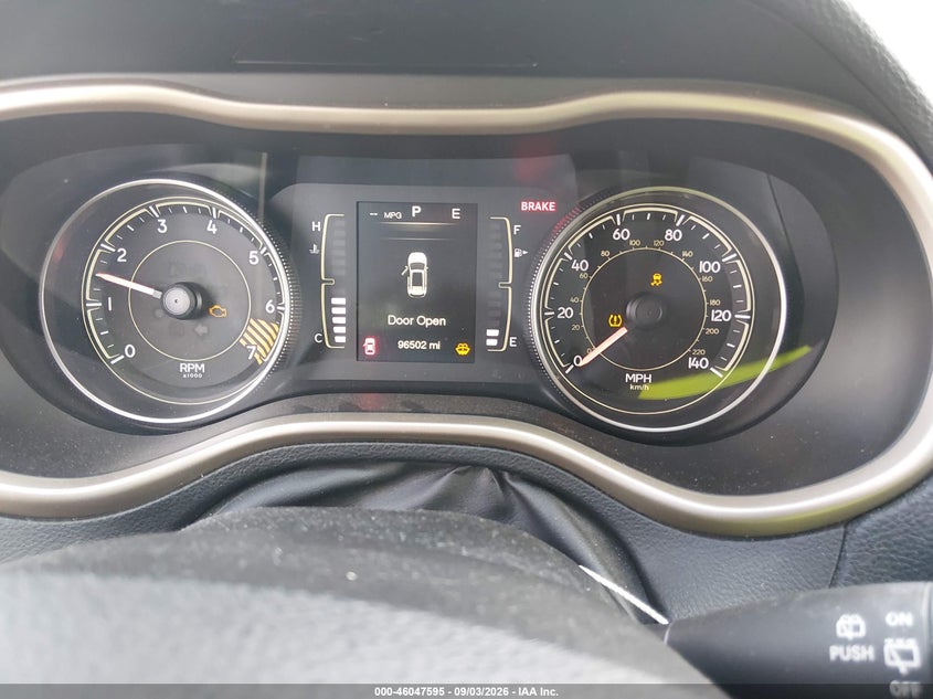 2014 JEEP CHEROKEE auction photo 7