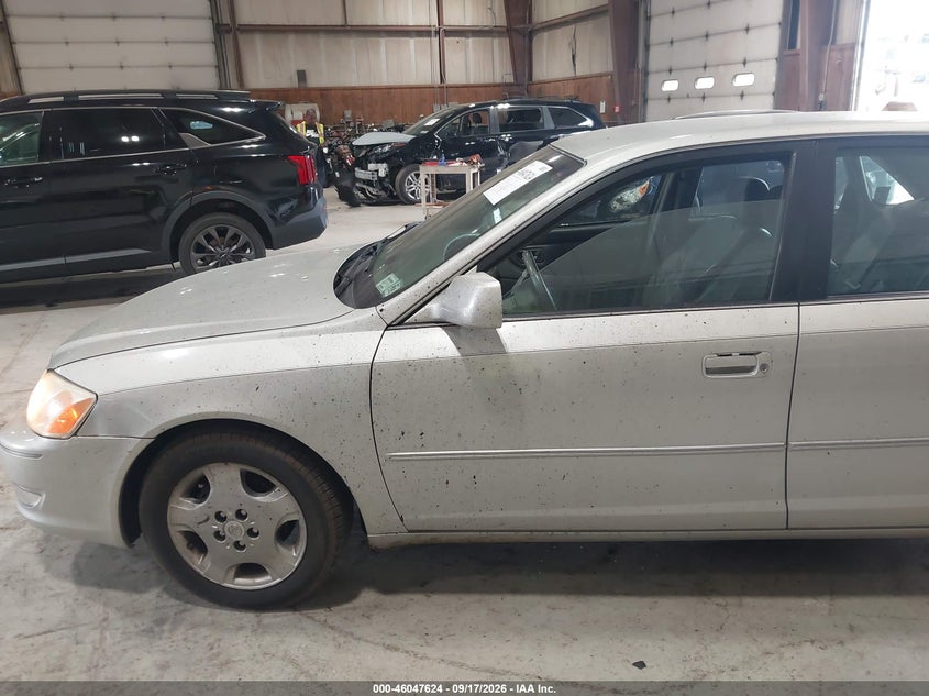 2003 TOYOTA AVALON auction photo 6