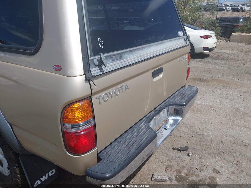2003 TOYOTA TACOMA auction photo 6