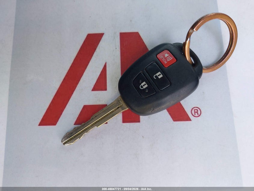 TOYOTA RAV4 - zdjęcie 11