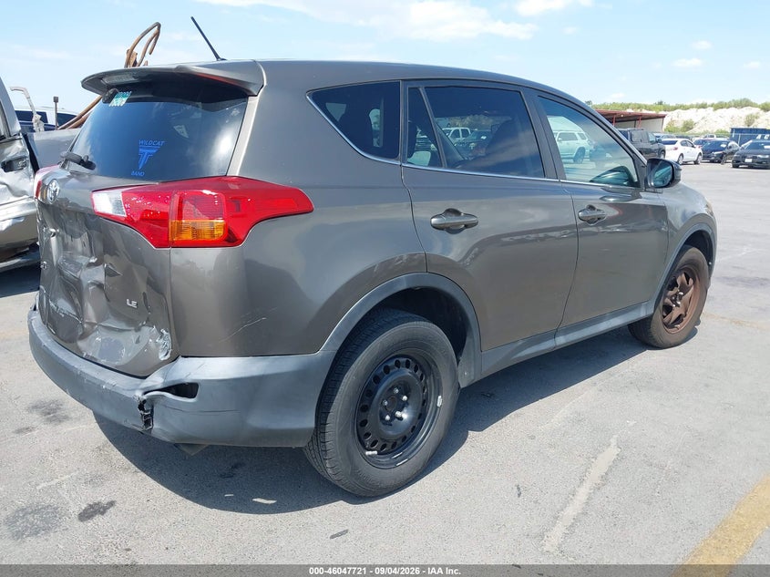 TOYOTA RAV4 - zdjęcie 4