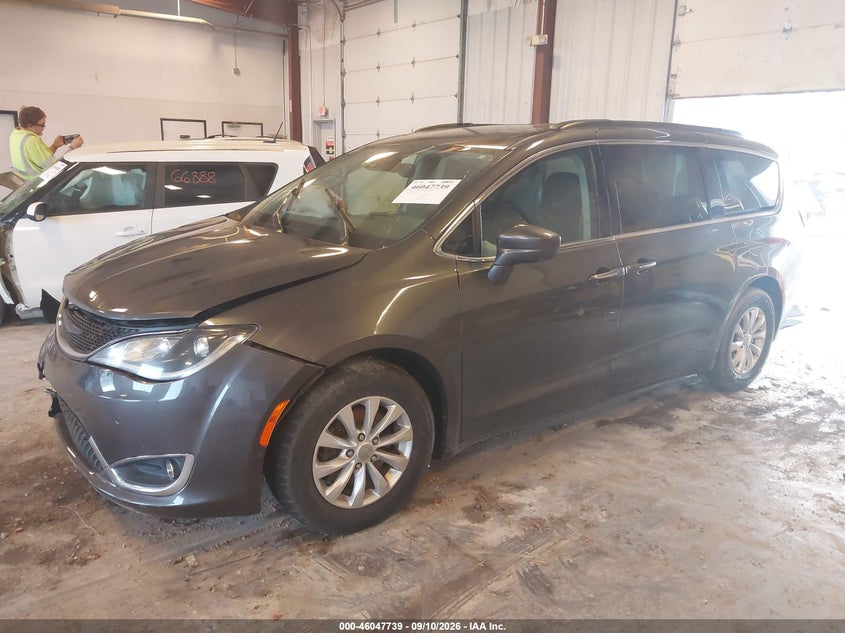 CHRYSLER PACIFICA - zdjęcie 2
