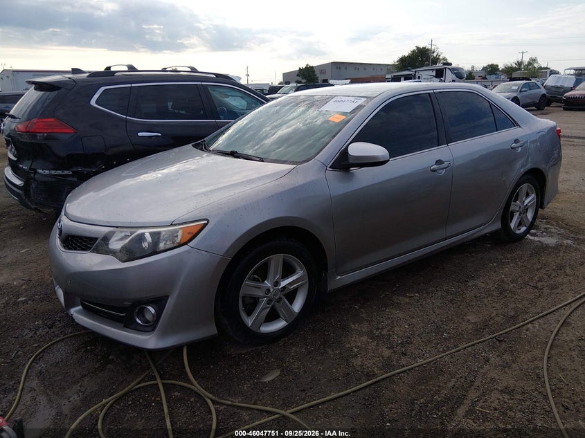 Vin: 4t1bf1fk9du253382, lot: 46547207, toyota camry se 20132