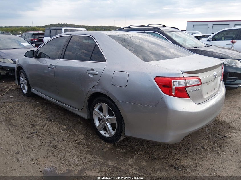 Vin: 4t1bf1fk9du253382, lot: 46547207, toyota camry se 20133