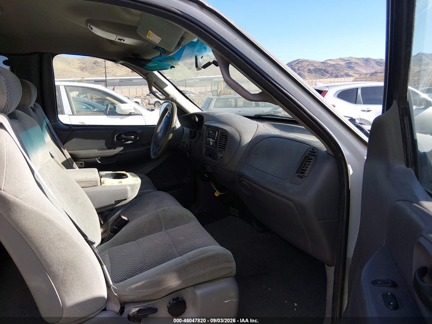 2001 FORD F-150 auction photo 5