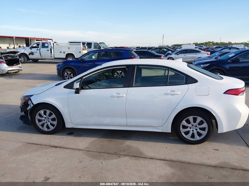 TOYOTA COROLLA - zdjęcie 15